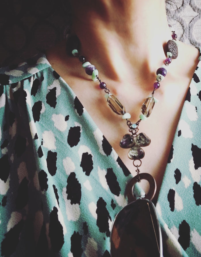 メガネホルダーネックレス