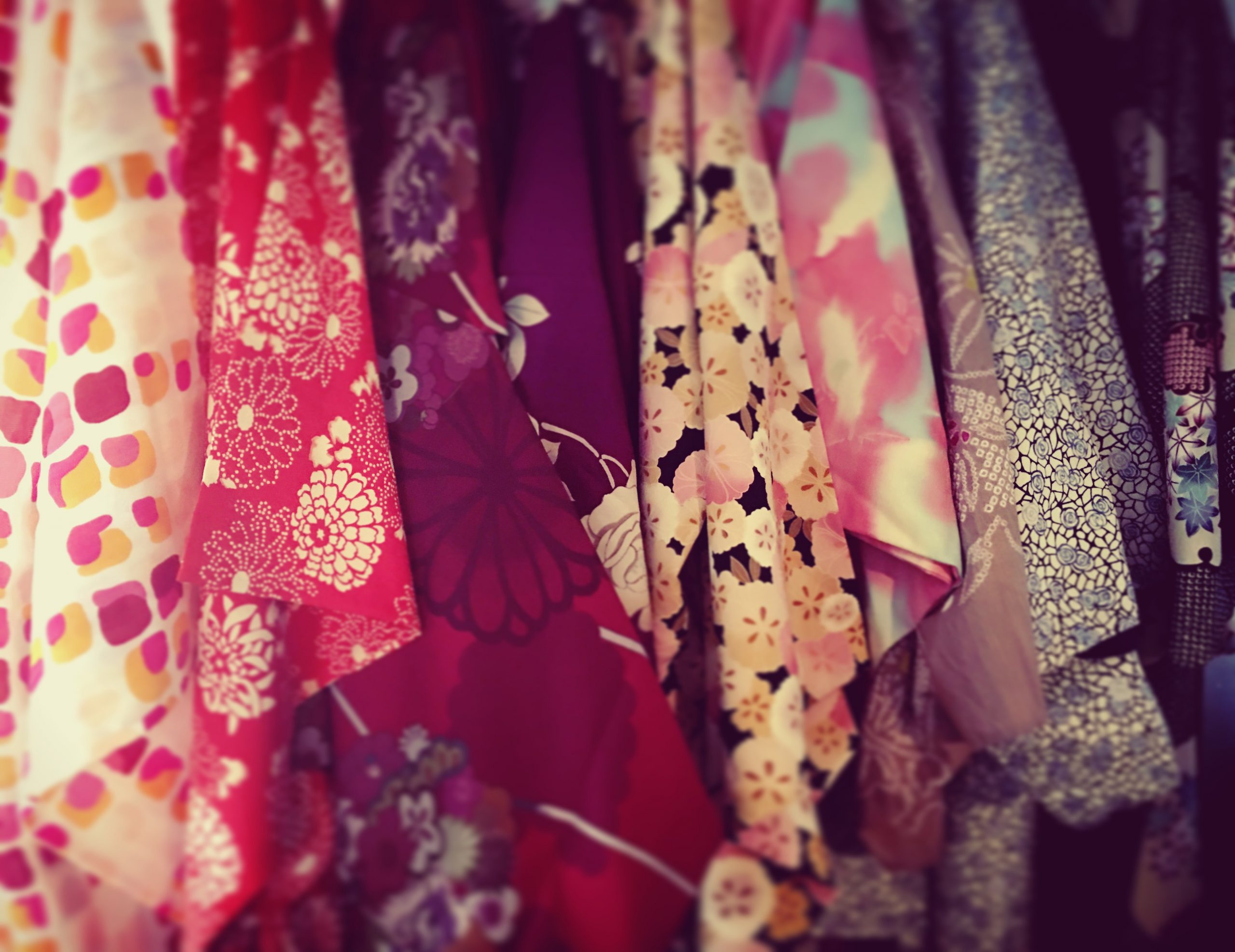 着物に合うフェルト仕立てのバレッタ