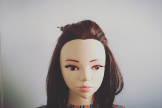かんざしを使ったハーフアップスタイル
