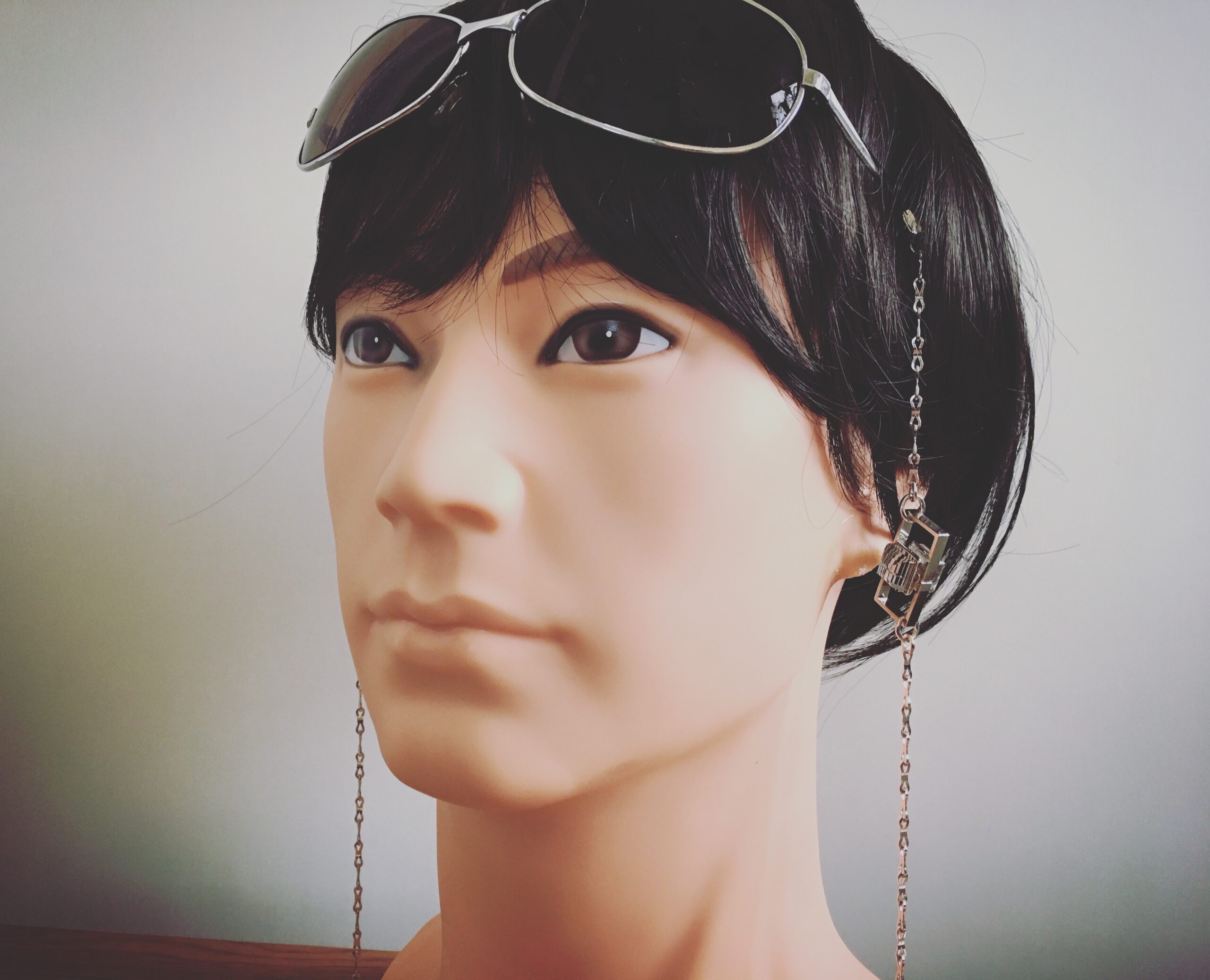 シックな紳士用のメガネチェーン｜白黒シリーズ