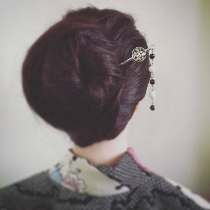 hairpin with kimono