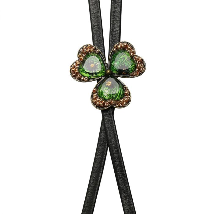 bolo-tie