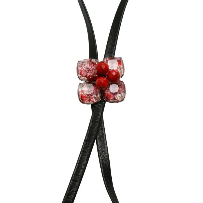 bolo-tie