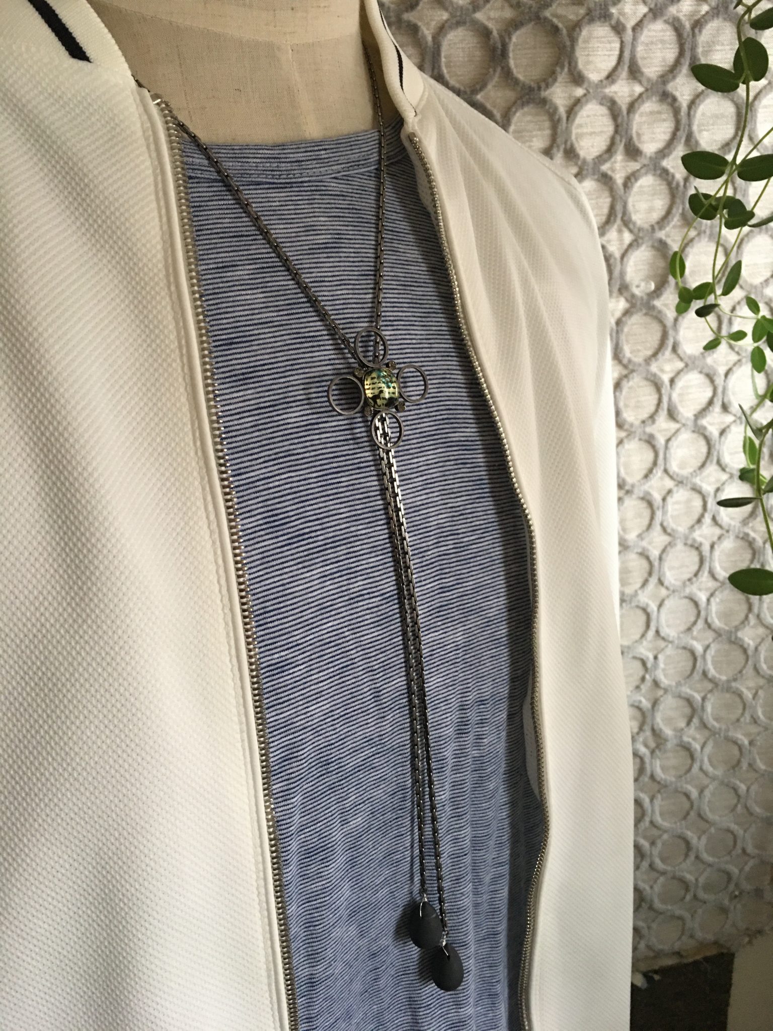necklace
