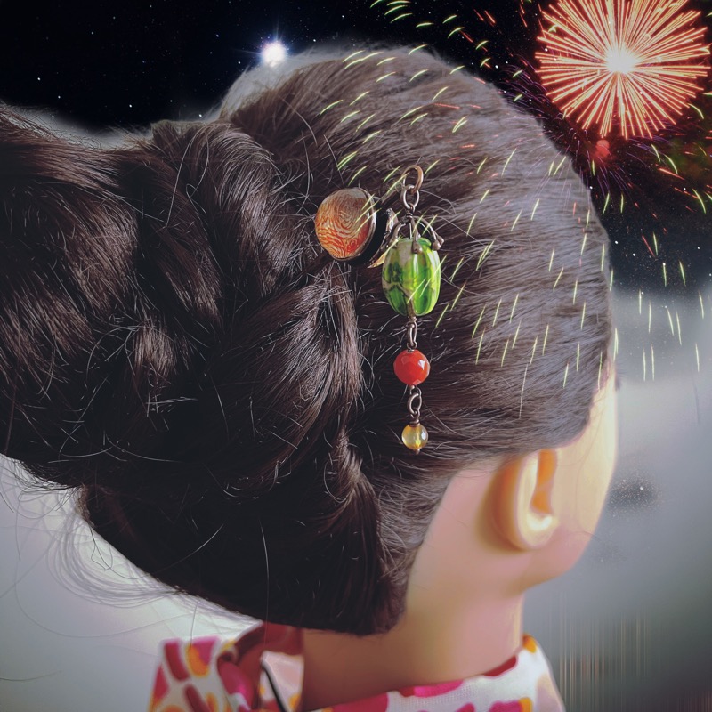 hairpin with dangling ornaments